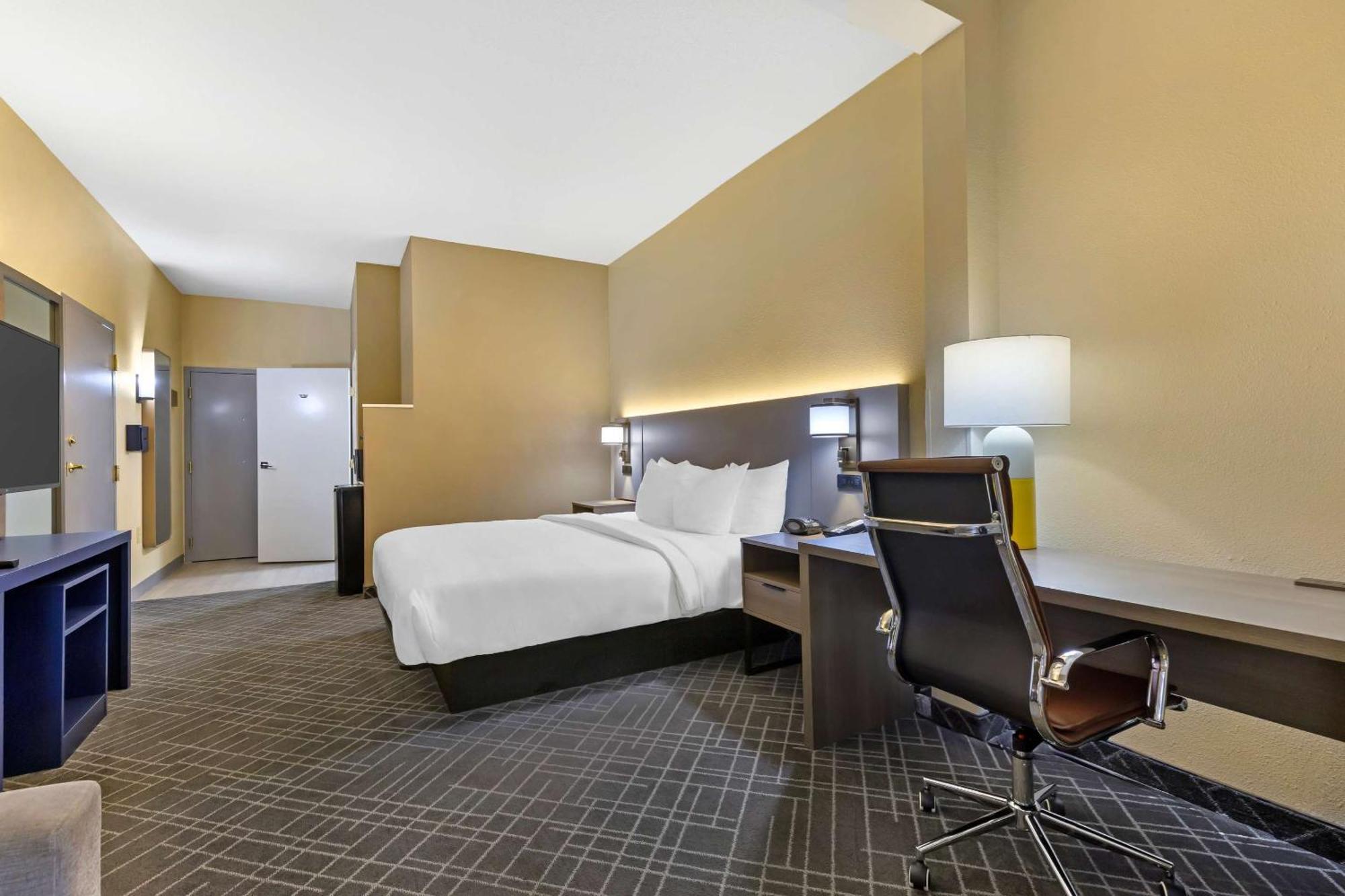 คอมฟอร์ต สวีท เฮนส์ มอลล์ Hotel วินสตัน-ซาเลม ภายนอก รูปภาพ