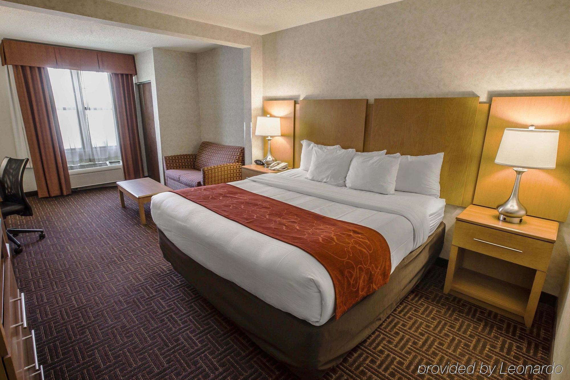 คอมฟอร์ต สวีท เฮนส์ มอลล์ Hotel วินสตัน-ซาเลม ภายนอก รูปภาพ